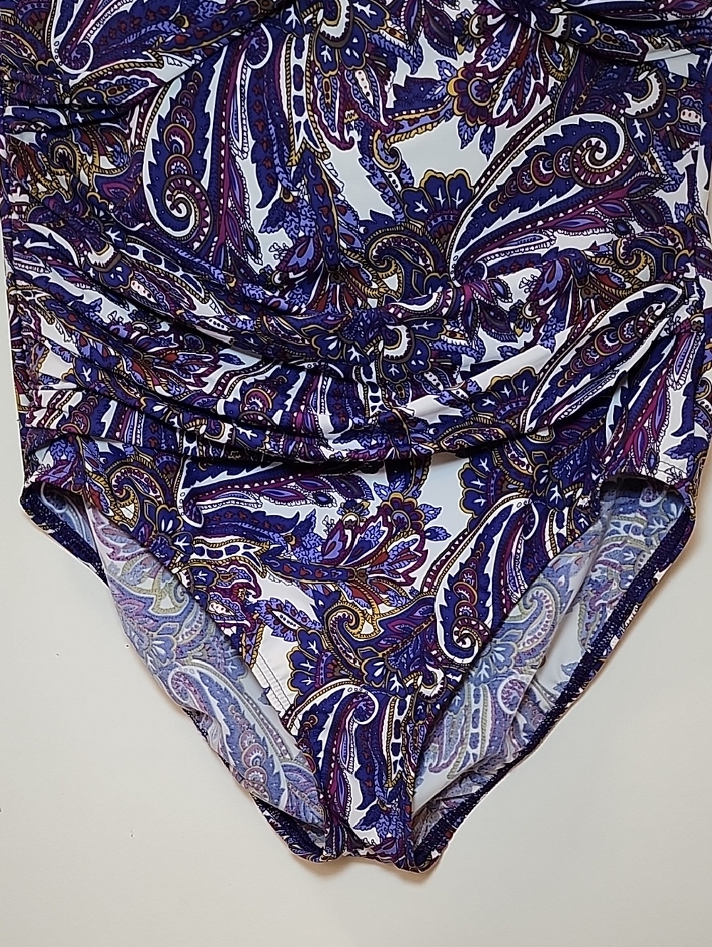 Lands’End Swimsuit OnePiece Ruched Wrapped Slimming Soft Cup Wireless Paisley 14 - Picture 5 of 16